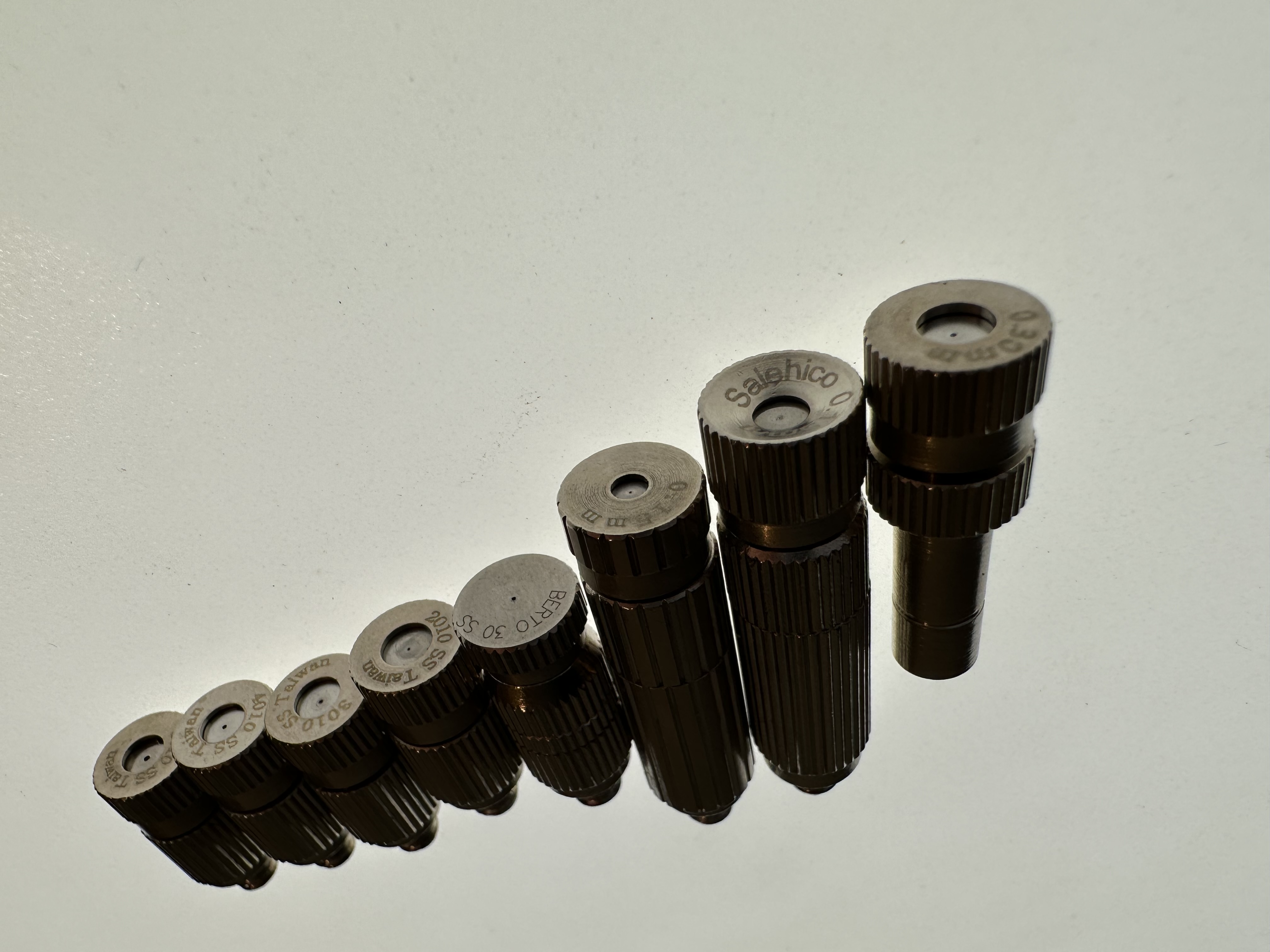 نازل مه پاش